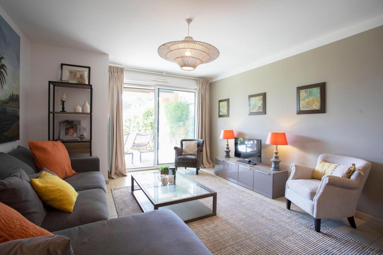 Domaine Des Roses Ap4222 By Riviera Holiday Homes Nice Buitenkant foto