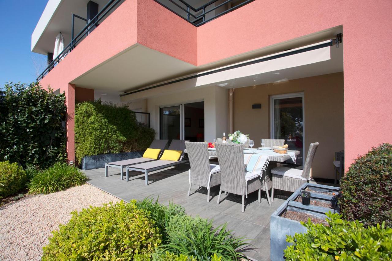Domaine Des Roses Ap4222 By Riviera Holiday Homes Nice Buitenkant foto